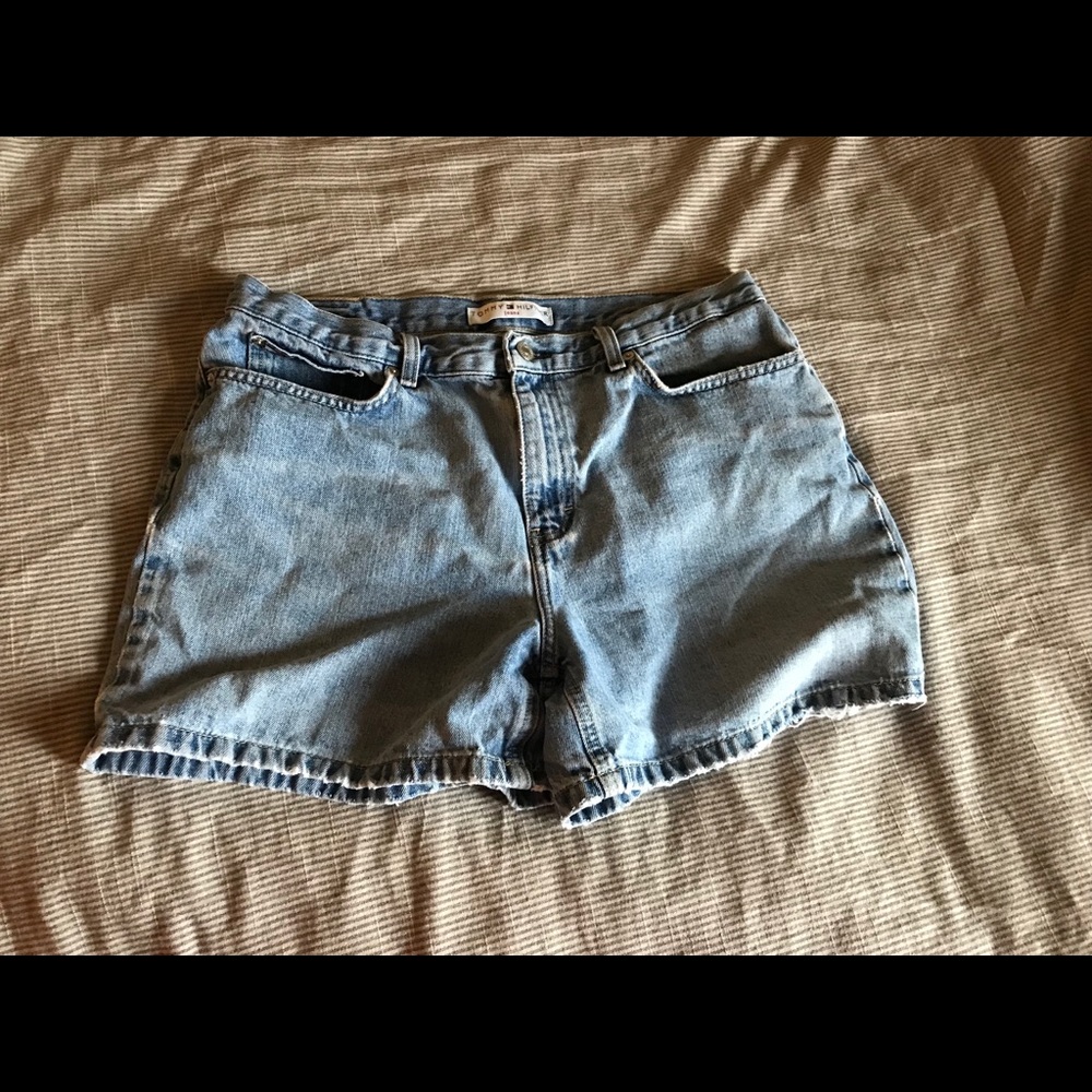 Tommy Hilfiger mom jean shorts